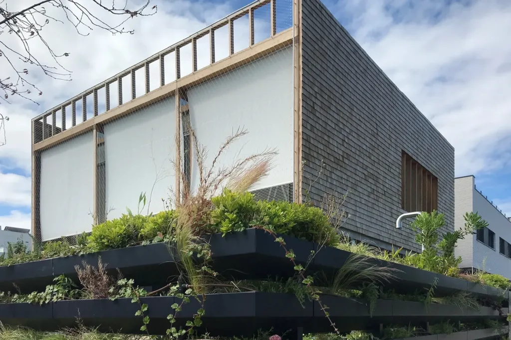 Vivienda en Las Cárcavas (Madrid), proyecto de Langarita-Navarro Arquitectos, con suelo Dinesen Douglas de 350 mm en el interior